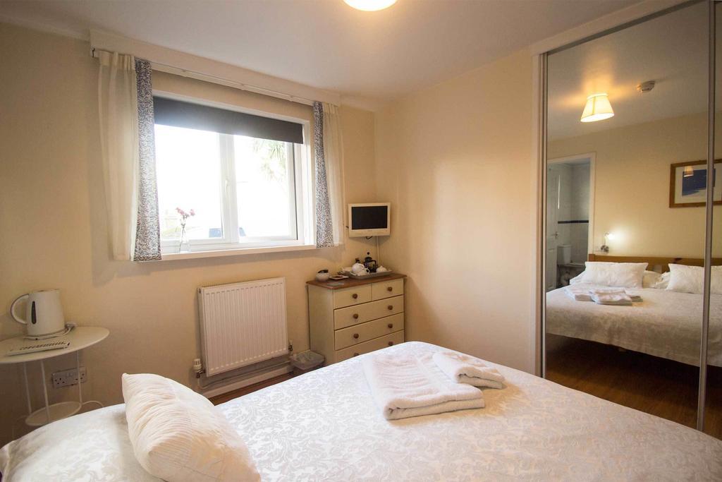 Higher Faugan Parc Penzance Room photo