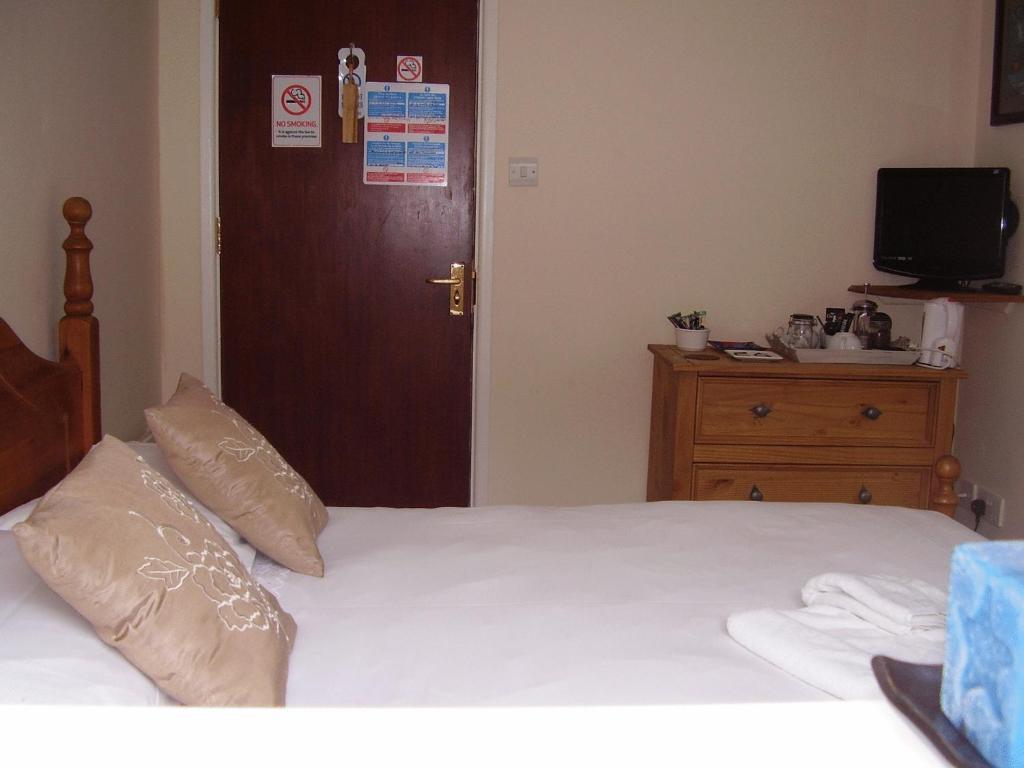Higher Faugan Parc Penzance Room photo